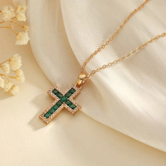 Solene Smaragd Kreuz Anhänger-Halskette | Gold